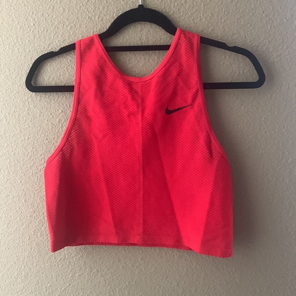 Nike dry fits top size medium - Picture 7 of 7